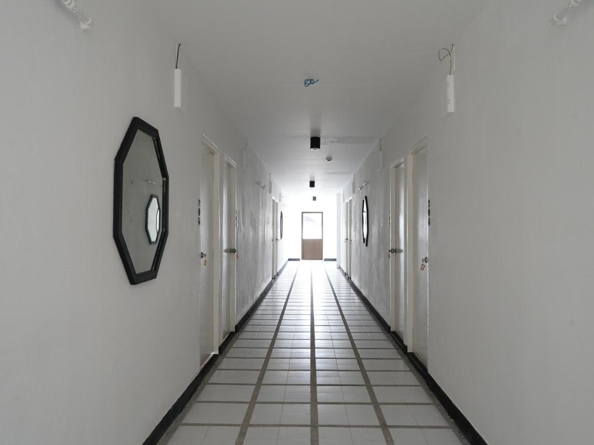Roomquest It Square Don Mueang Airport Bangkok Exterior photo