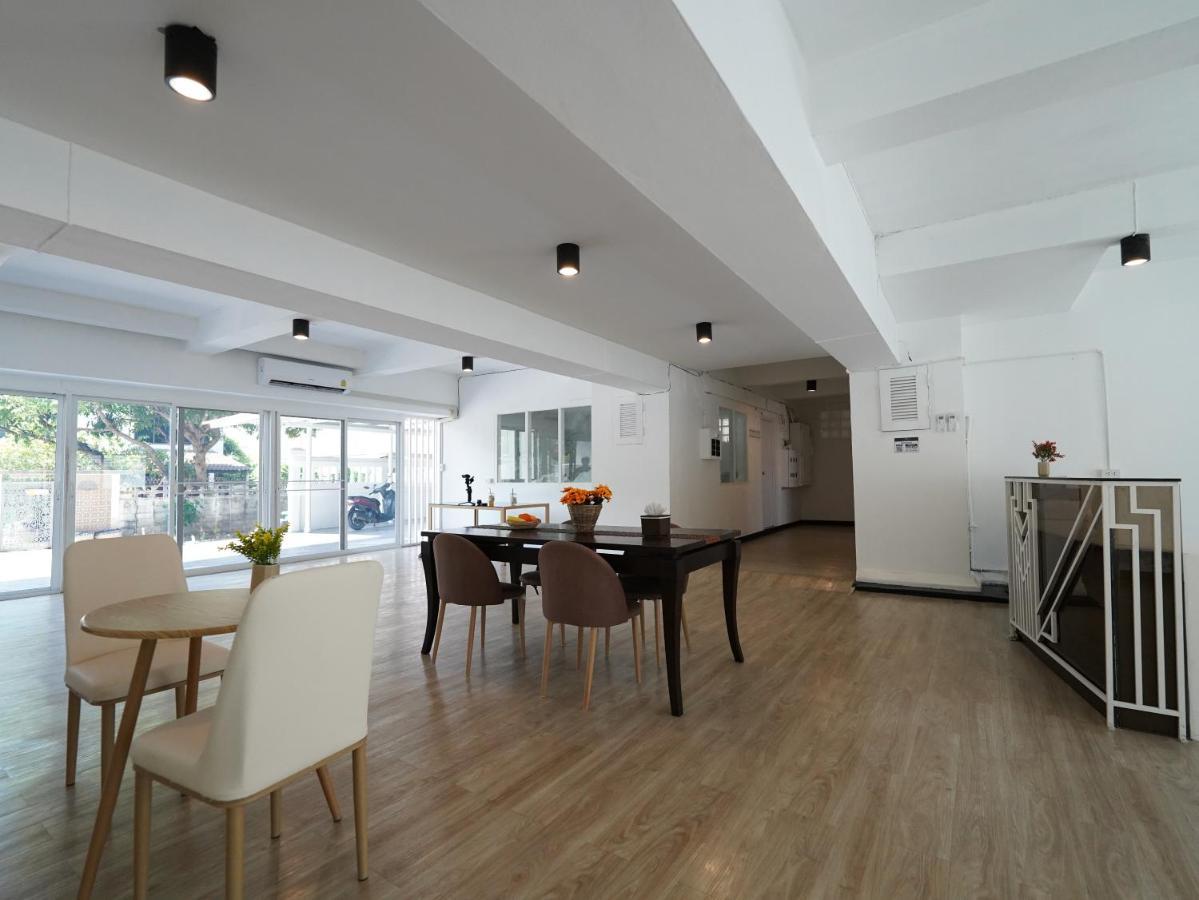 Roomquest It Square Don Mueang Airport Bangkok Exterior photo