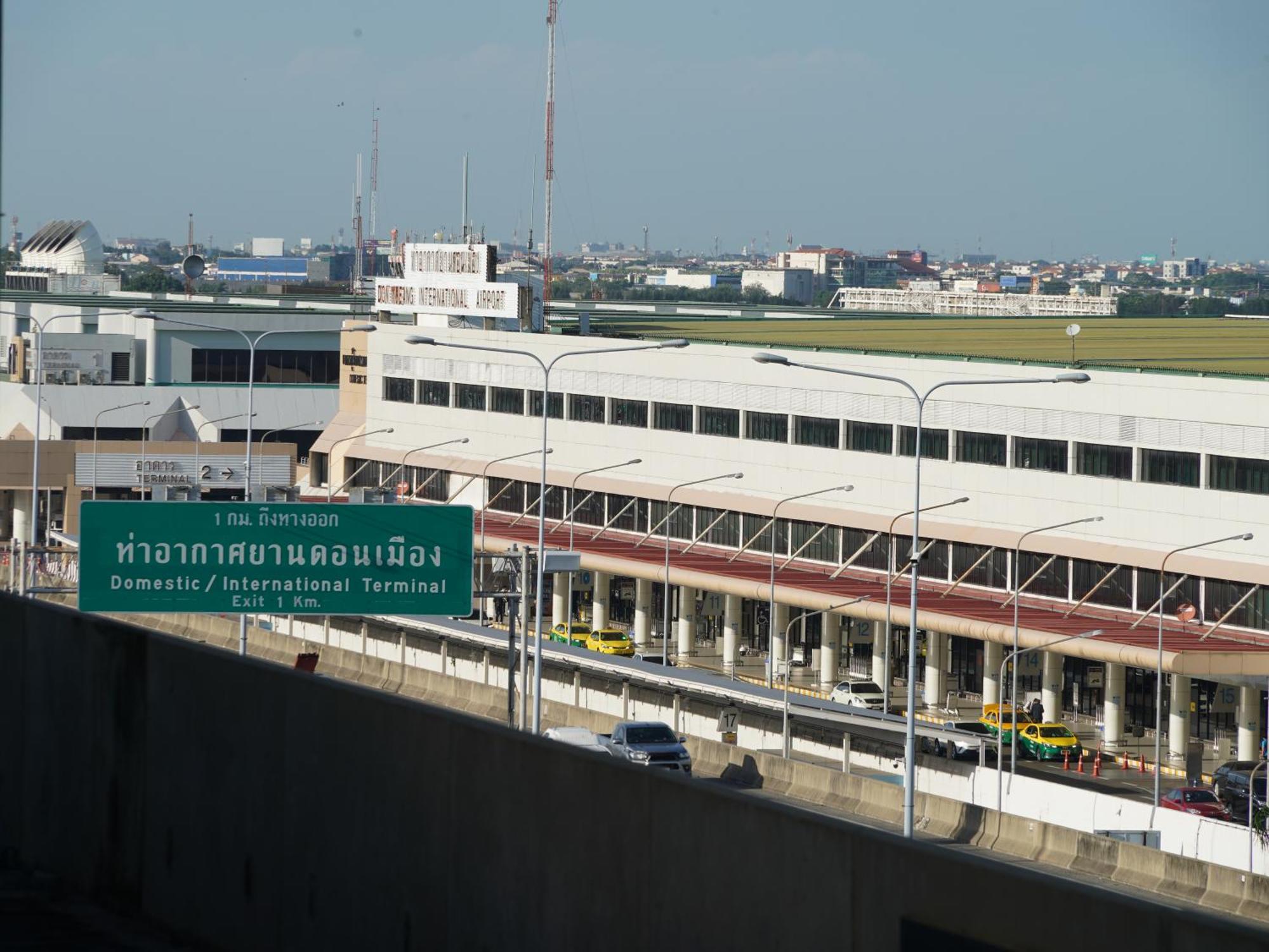 Roomquest It Square Don Mueang Airport Bangkok Exterior photo